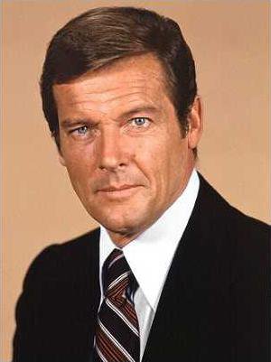 Photos-Roger-Moore-dans-Moonraker-en-1979 portrait w674 3436
