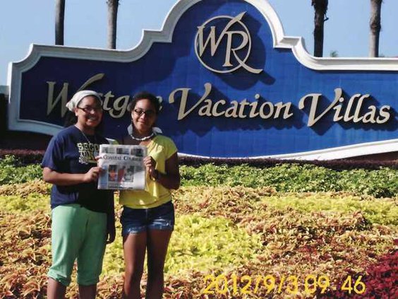TravelsCourierSeaWorld