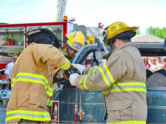 306011 156816977819399 1193915200 n