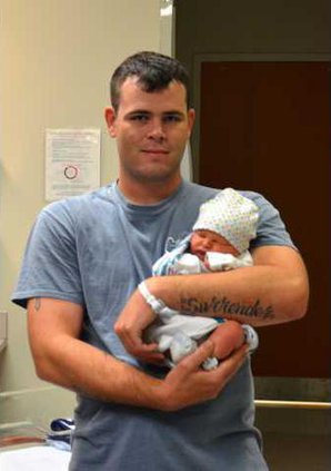 Winn baby born on lawn