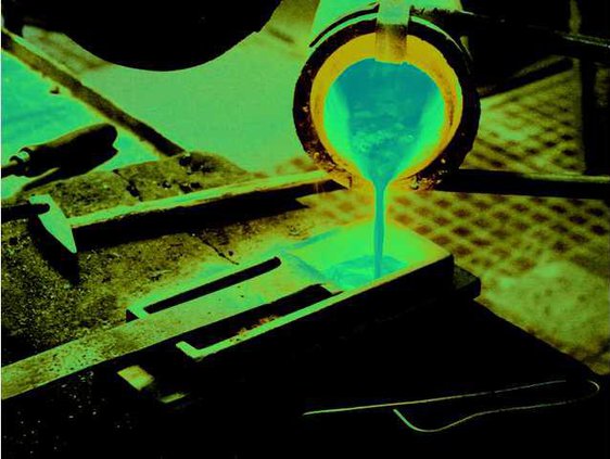 0227 melting gold jewelry