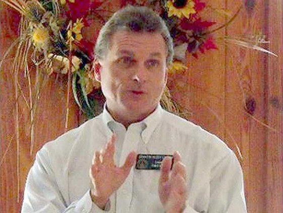 Buddy Carter at Chamber 096