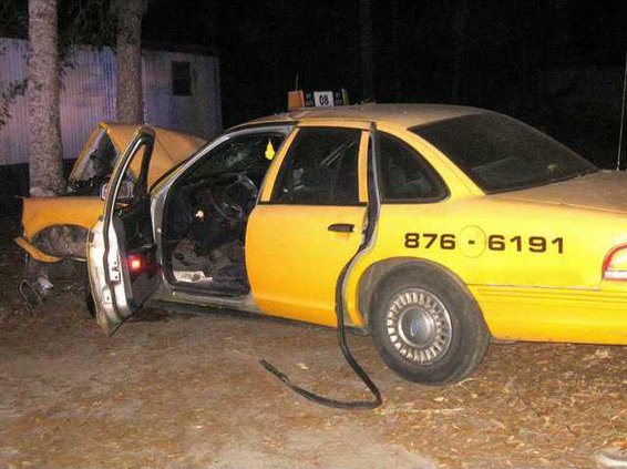 MR cabbie robbery wreck