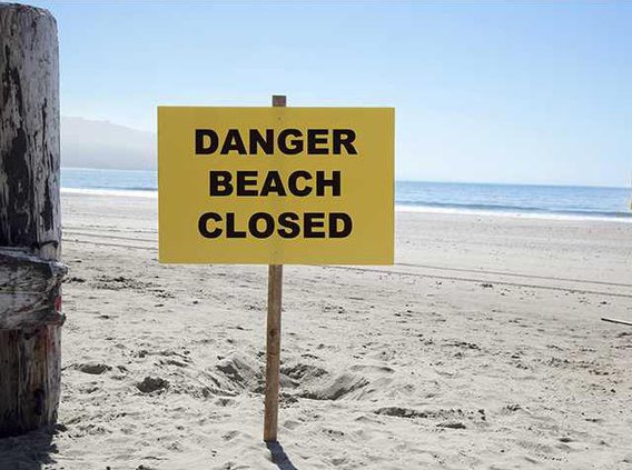 beachclosed sign