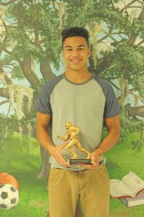 FPCAFootballPOYJoshuaArmour