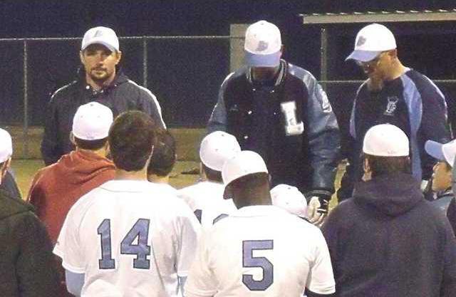Tide coaches and team