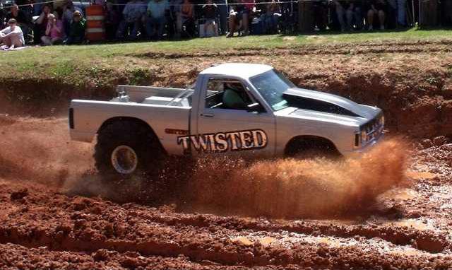 Twisted challenges the pit at the Long Co Rec Dept Mud Bog