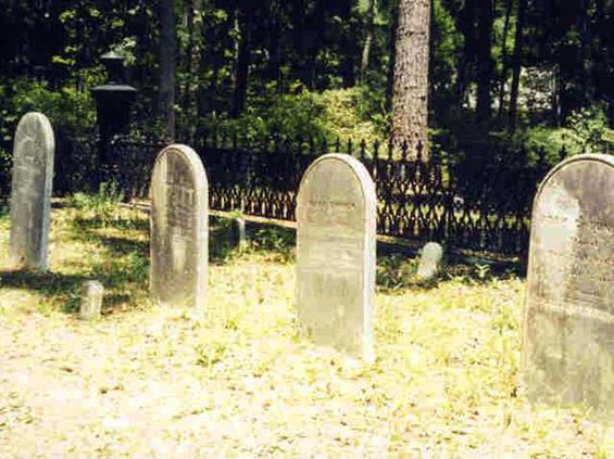 0820-Sunbury-graves-brochure