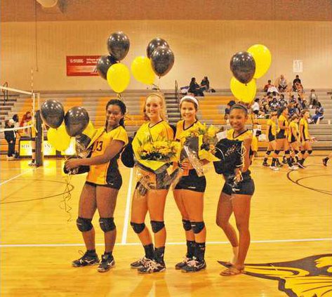 volleyball-seniors-for-web