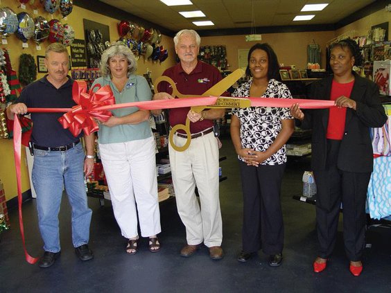 standalone-biz---ribbon-cut