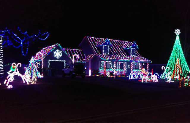 2016 Holiday Yard 1