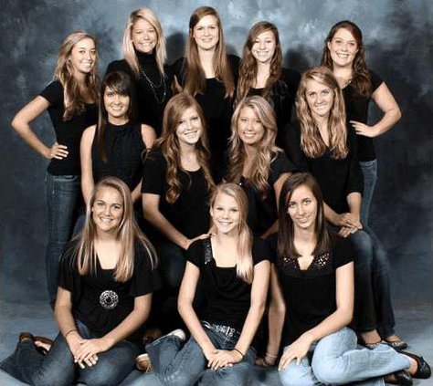 NB-Pinewoodhomecomingcourt