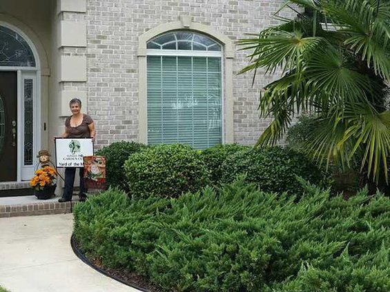 October 2015 Yard of the Month