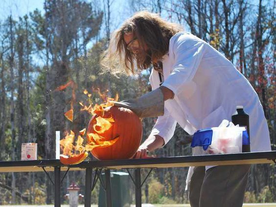 1RHMS-Mad Scientists Day combustion