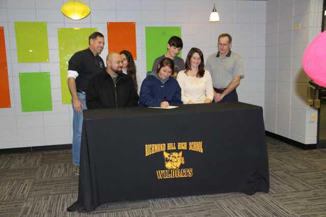 SPORTs marquez signs