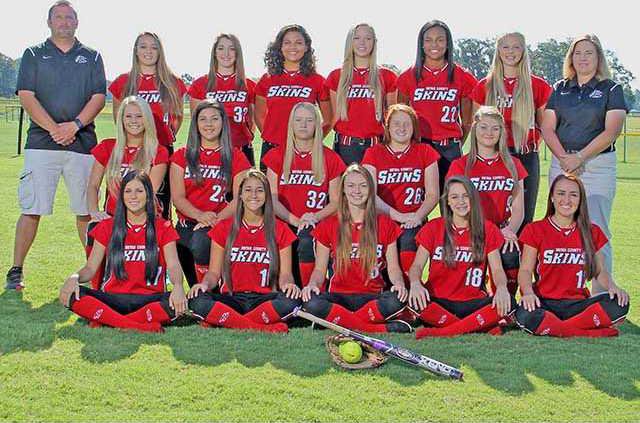 sports - BCHS softball team picture
