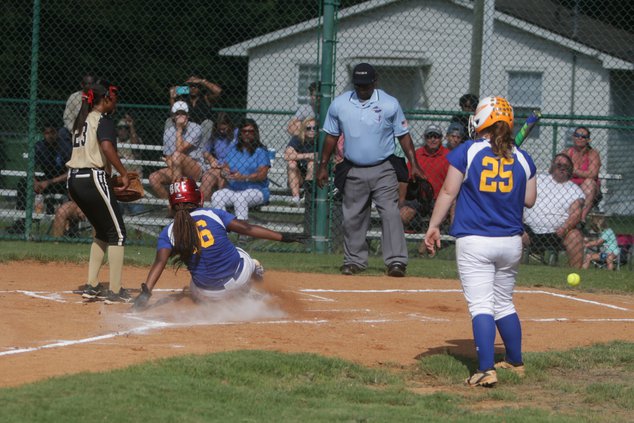 Softball_Tiger_vs_Panthers-3.jpg
