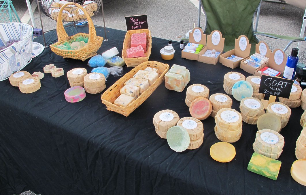 Thursday's Farmer's Market - Coastal Courier