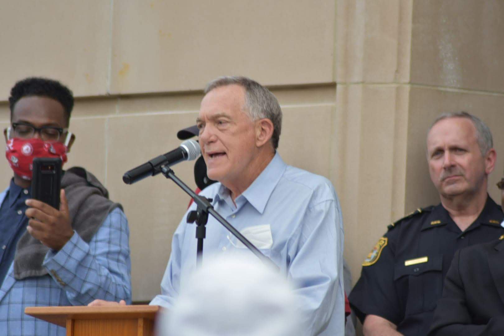 Allen Brown and HPD chief