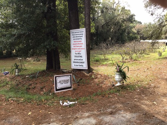 trump sign