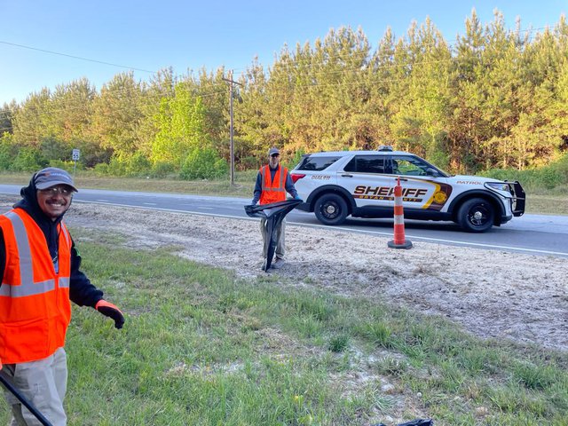 Caesarstone employees observe Earth Day with litter pickup - Vimarsana News