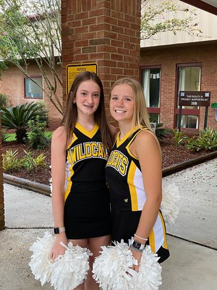 Peyton Sack and Reagan Brown, RHHS.jpg