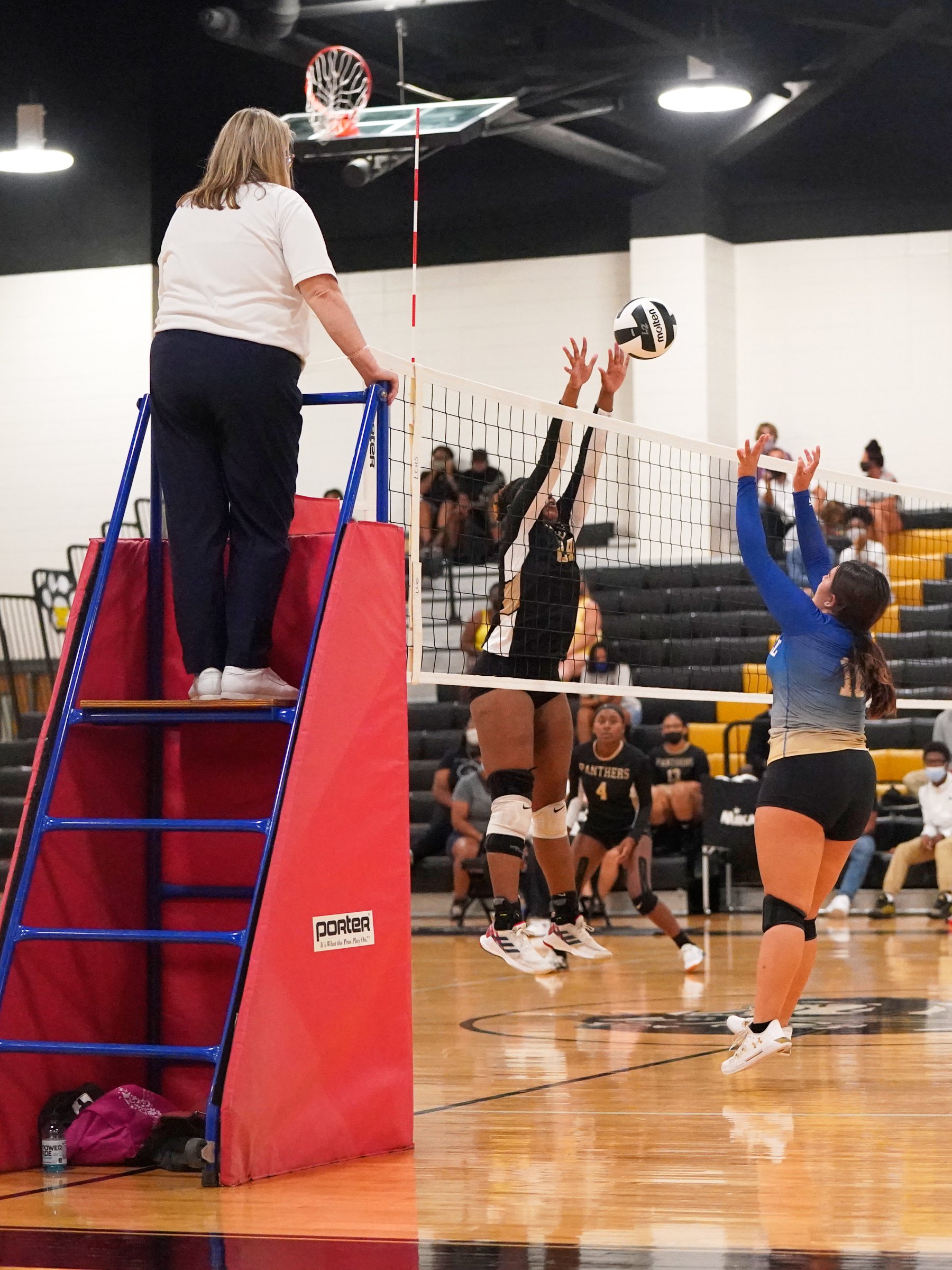 Volleyball_BI vs Liberty -  5