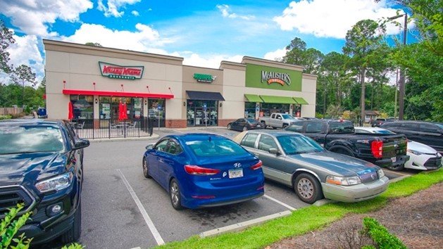 Hinesville commercial center