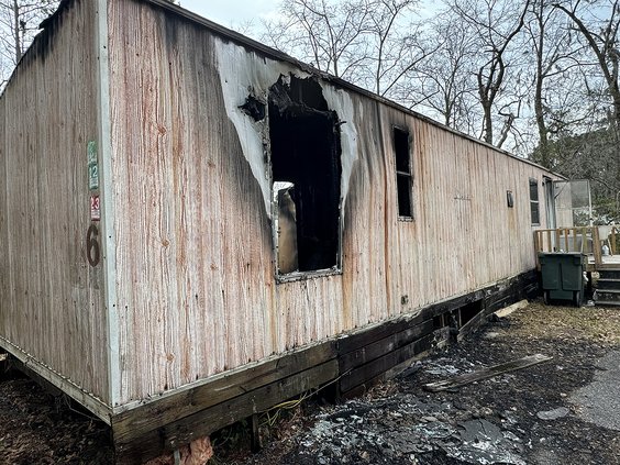 mobile home fire