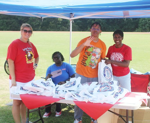 Project G.A.N.G. hosts back-to-school rally