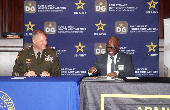 City, post show it PaYS to have an Army background