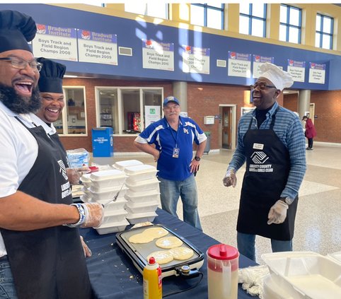 Celebrity chefs flip for Boys and Girls Club