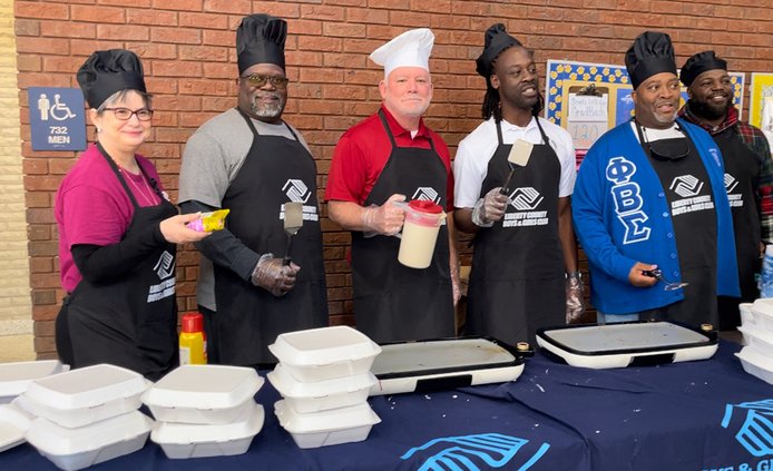 Celebrity chefs flip for Boys and Girls Club