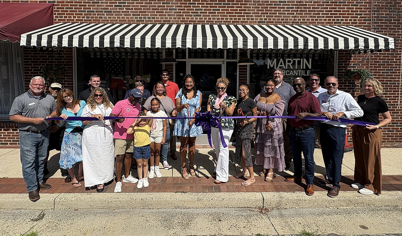 Chamber welcomes KNS Janitorial Solutions