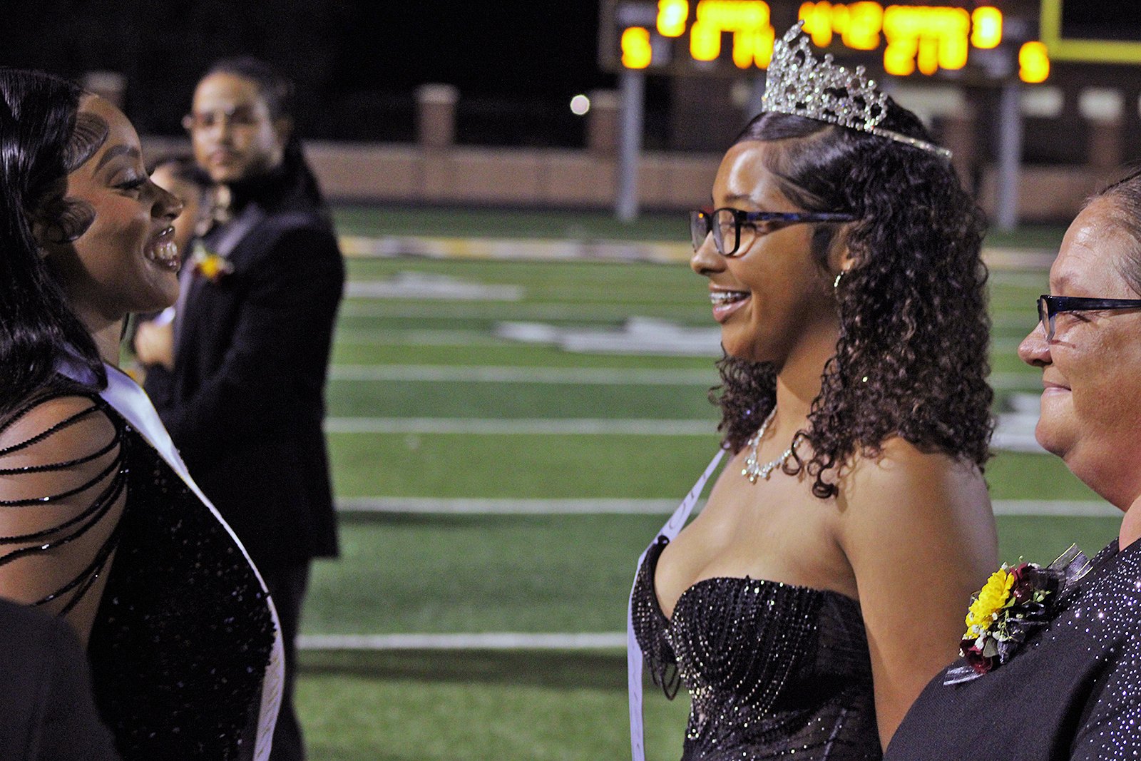 Crown passes to 2025 LCHS homecoming queen