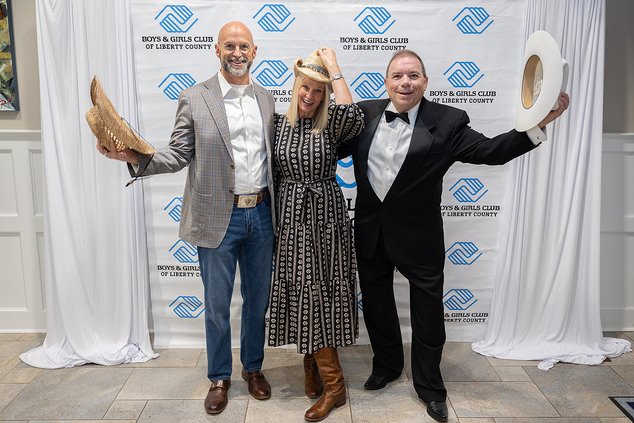Boys and Girls Club Humanitarian Gala rounds up a great time