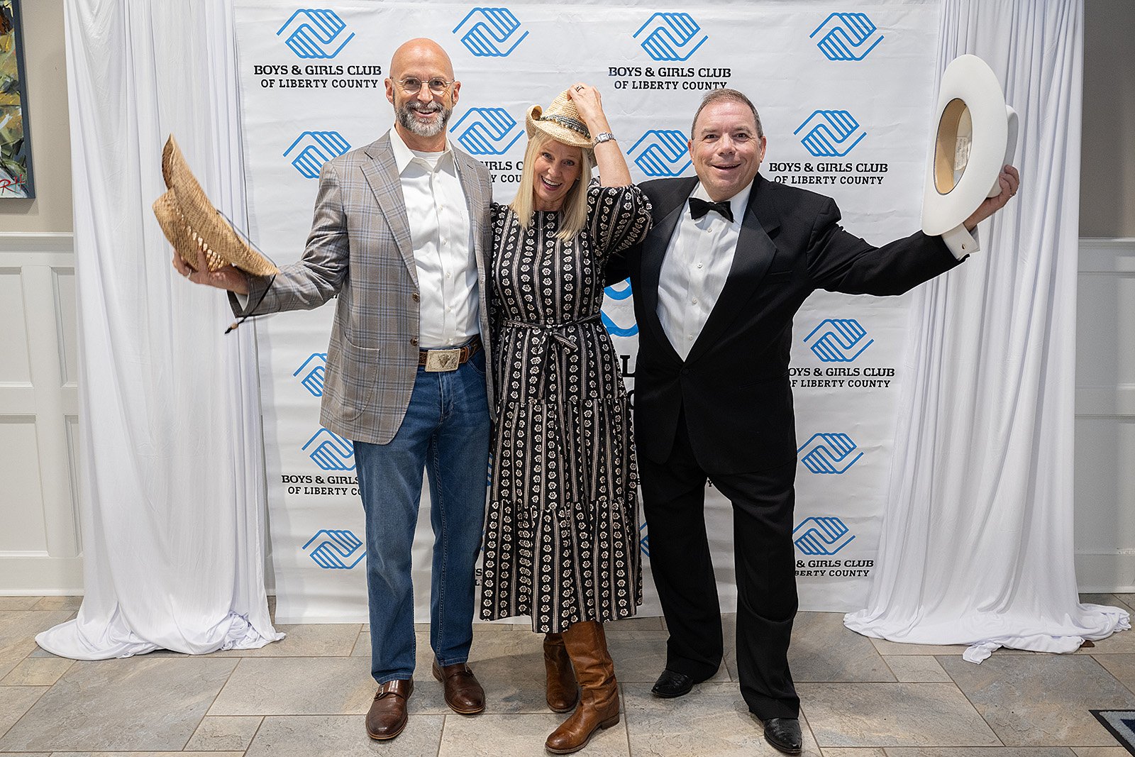 Boys and Girls Club Humanitarian Gala rounds up a great time