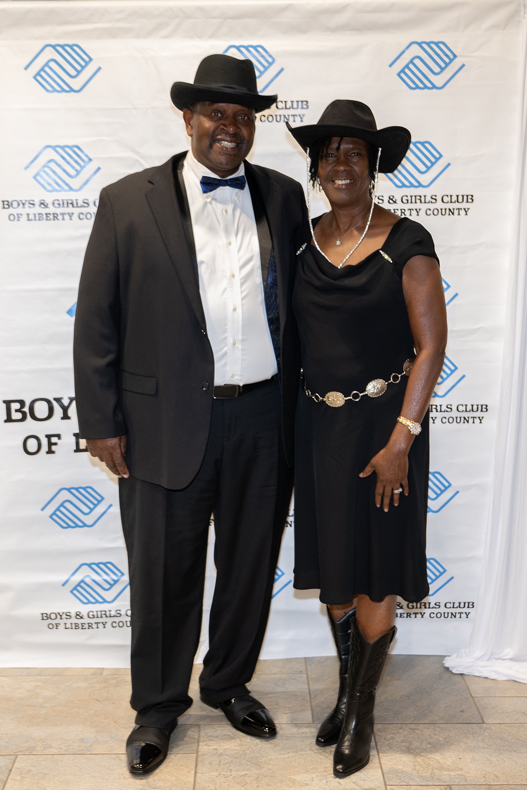 Edna Walthour greets the Boys and Girls Club of Liberty County’s Humanitarian of the Year Billy Jones.