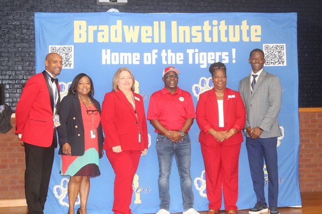 Mayor proclaims Red Ribbon Week