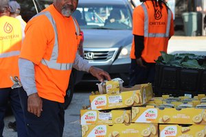 The Manna House brings Thanksgiving to hundreds