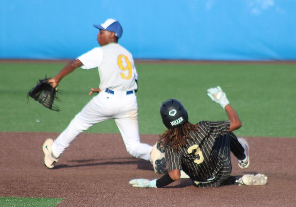 Liberty-Bradwell baseball 3