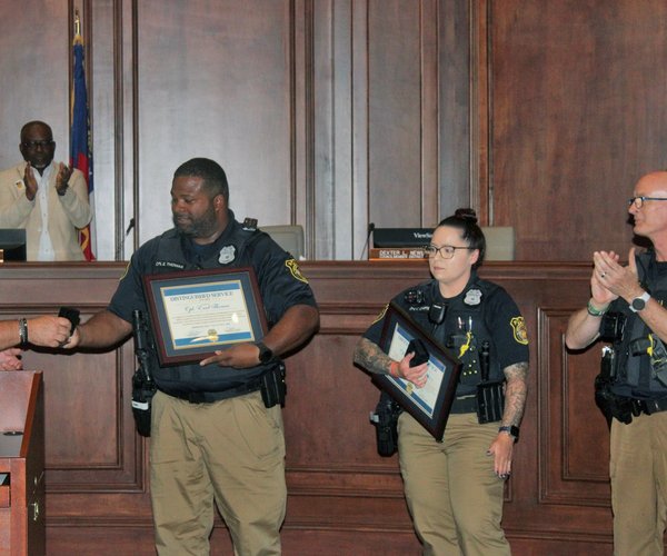City council, HPD honor officers for life-saving work