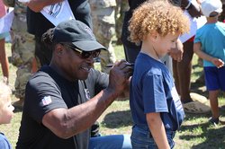 Tuggle signs