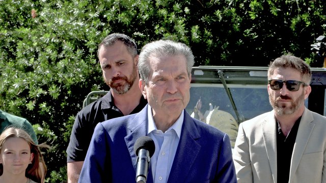 Jackson pushes for better health care access for vets